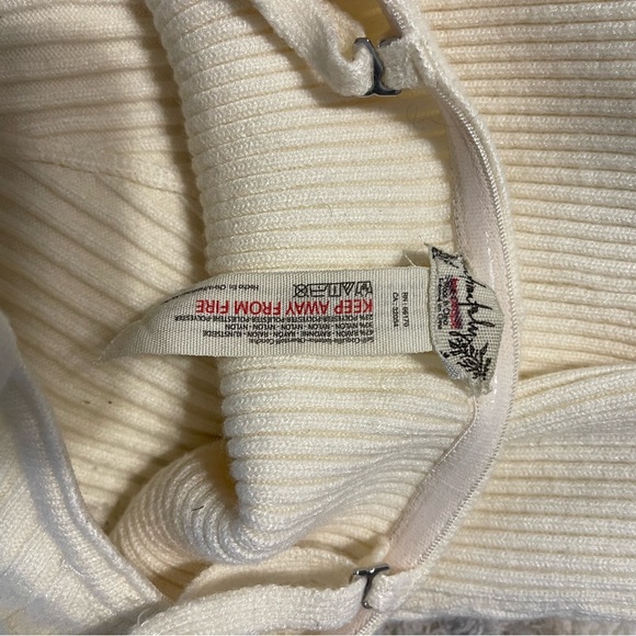 Free people night call romper size S knitted crème shorts jump suit - Picture 4 of 4